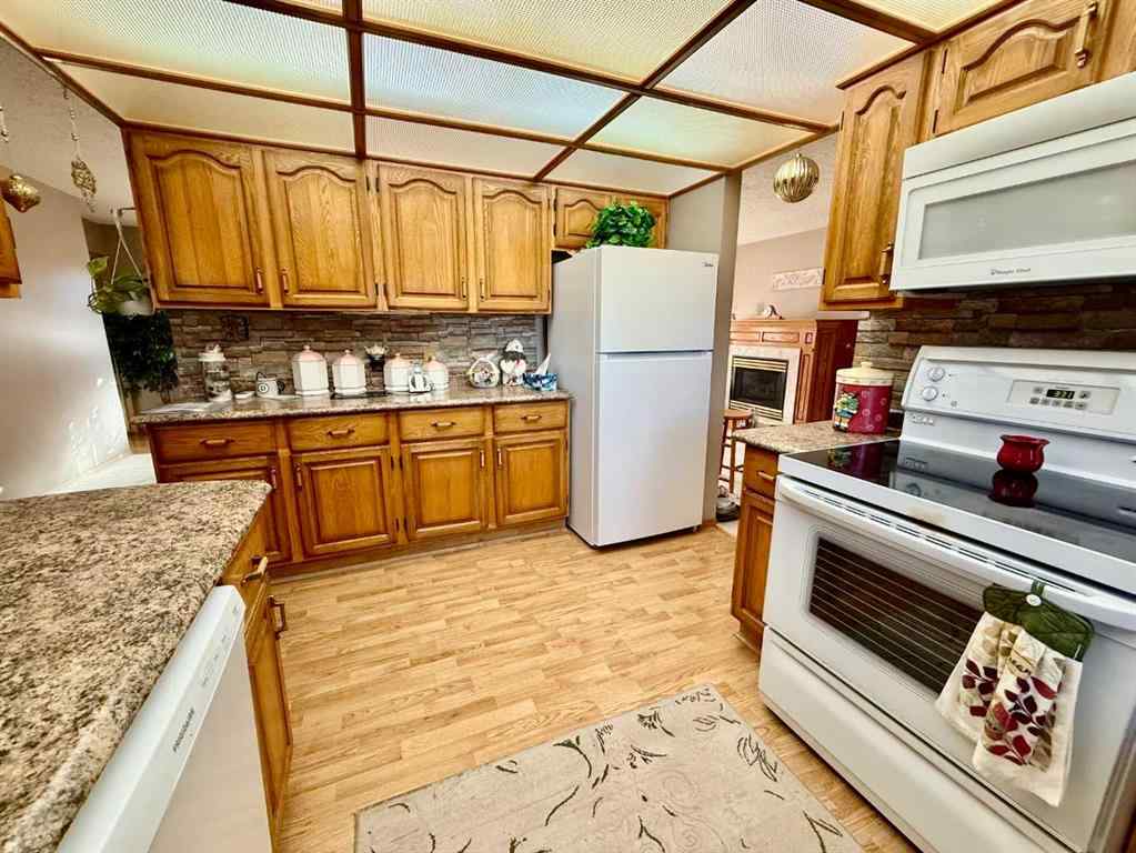 MLS® A2265102 - 4332 55 Avenue  in Provost Provost, Residential