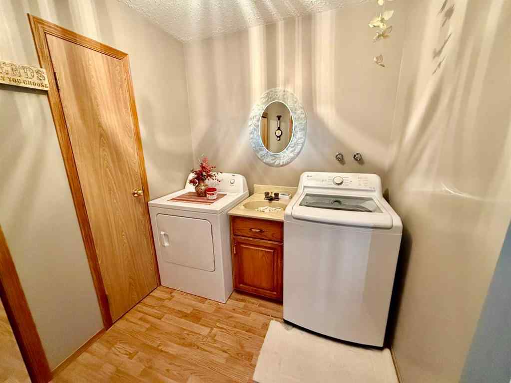 MLS® A2265102 - 4332 55 Avenue  in Provost Provost, Residential