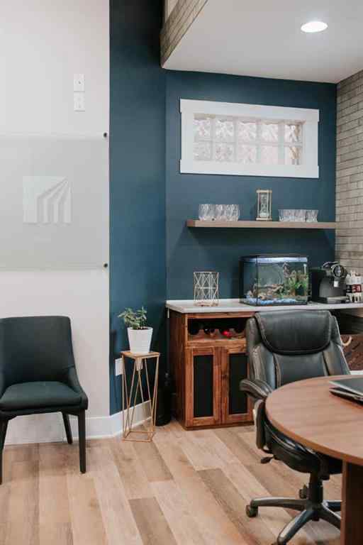 MLS® A2265110 - 640 3 Street SE in SE Hill Medicine Hat, Commercial