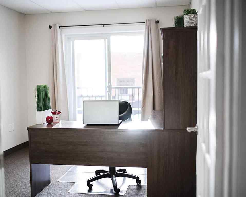 MLS® A2265110 - 640 3 Street SE in SE Hill Medicine Hat, Commercial