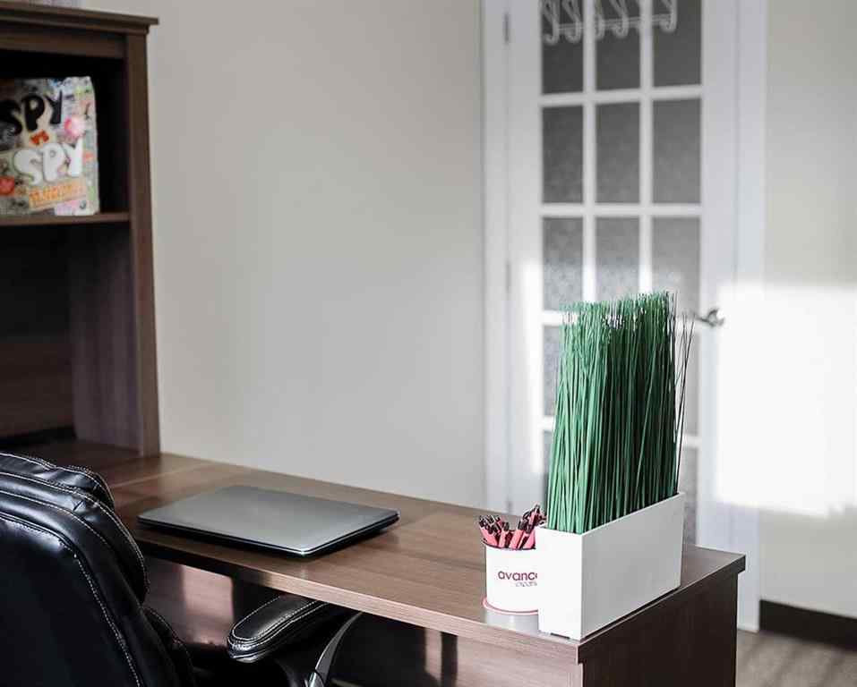 MLS® A2265110 - 640 3 Street SE in SE Hill Medicine Hat, Commercial