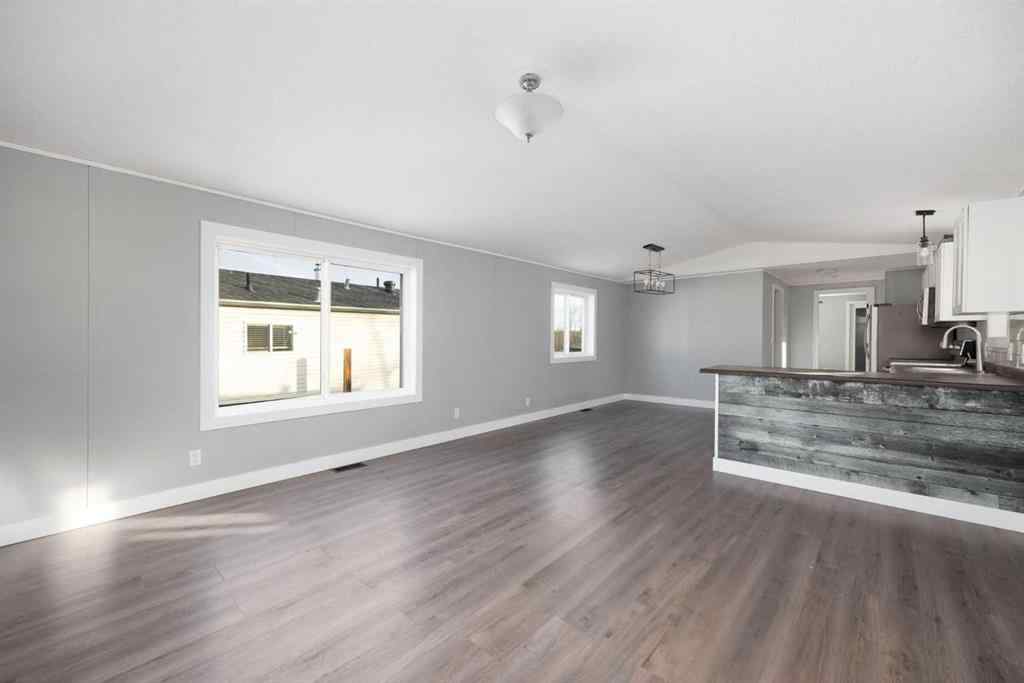 MLS® A2265111 - 296 Grey Crescent  in Gregoire Park Fort McMurray, Residential