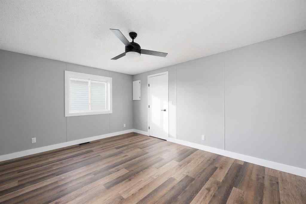 MLS® A2265111 - 296 Grey Crescent  in Gregoire Park Fort McMurray, Residential