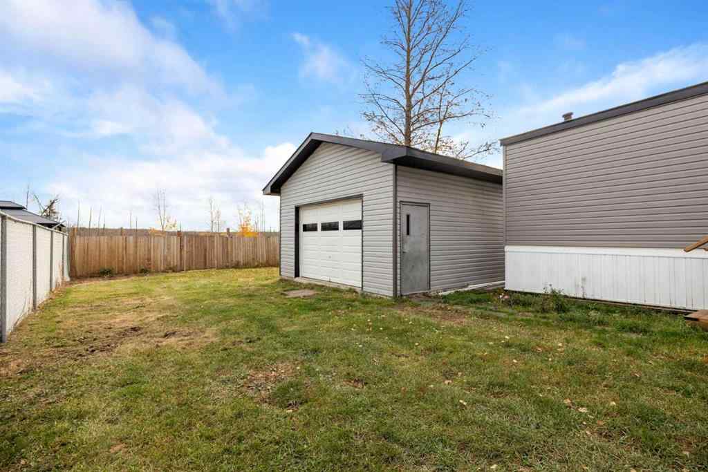 MLS® A2265111 - 296 Grey Crescent  in Gregoire Park Fort McMurray, Residential