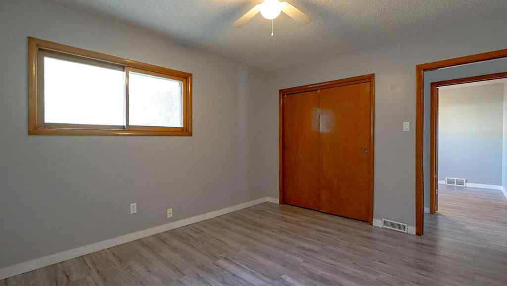 MLS® A2265118 - 446 5 Street SW in SW Hill Medicine Hat, Residential