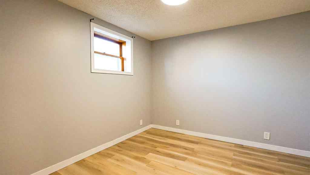 MLS® A2265118 - 446 5 Street SW in SW Hill Medicine Hat, Residential