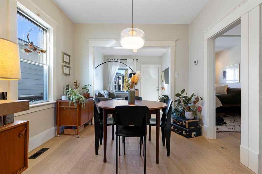 MLS® A2265120 - 317 18 Avenue NW in Mount Pleasant Calgary, Residential