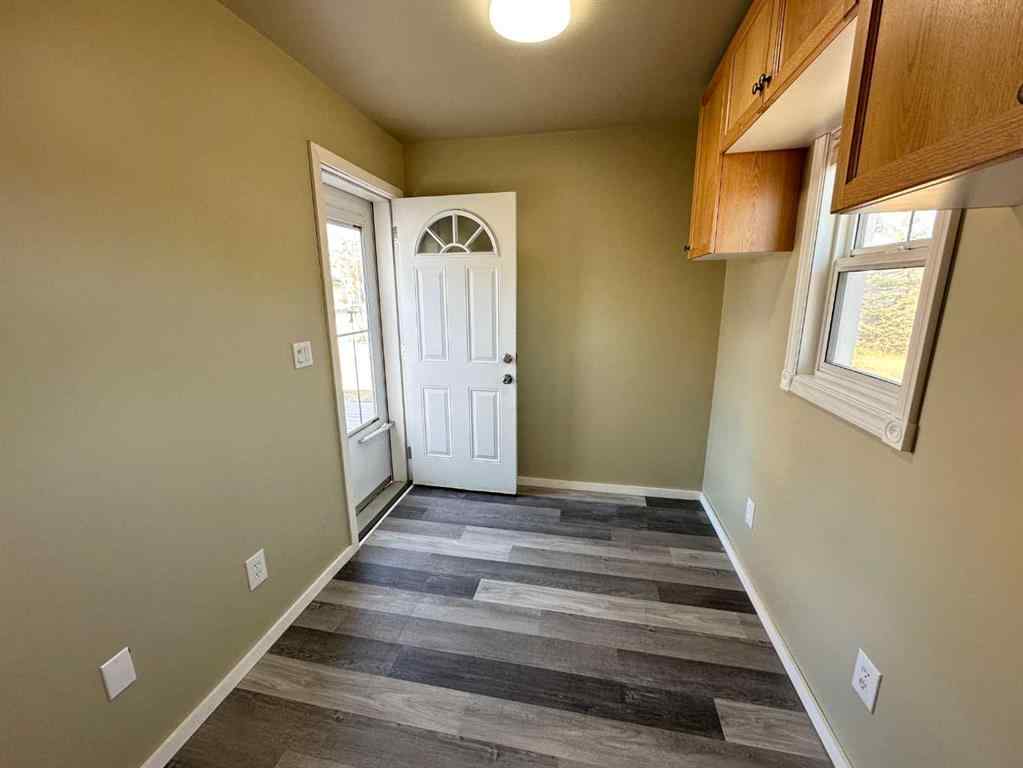 MLS® A2265122 - 4704 51 Avenue  in Mannville Mannville, Residential