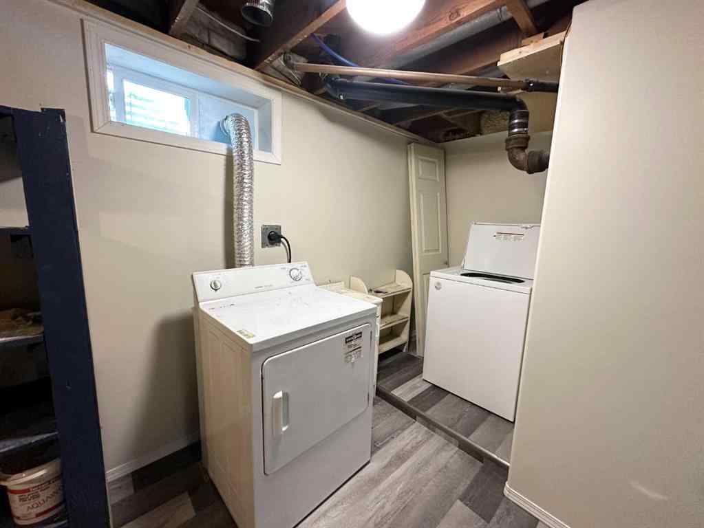 MLS® A2265122 - 4704 51 Avenue  in Mannville Mannville, Residential