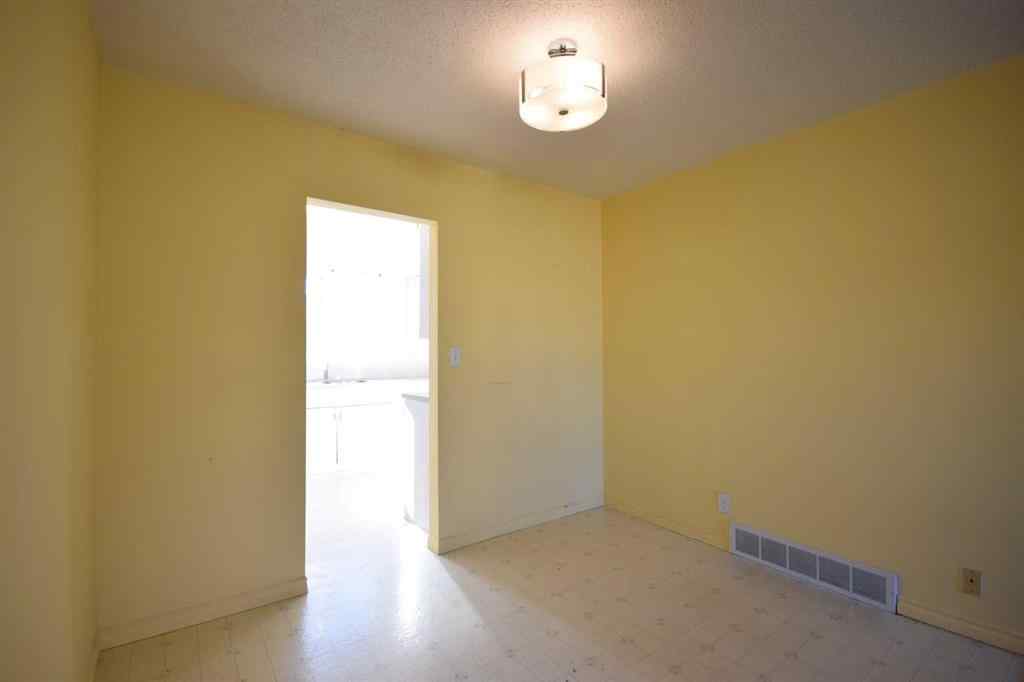 MLS® A2265123 - Unit #111 5823 57 Street  in Riverside Meadows Red Deer, Residential