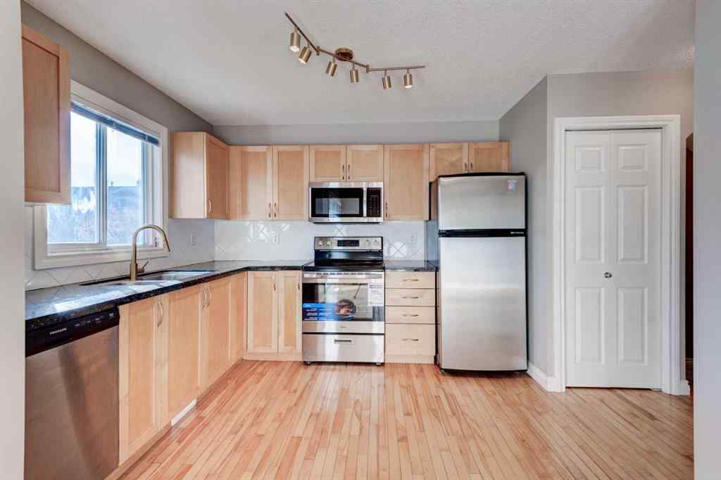 MLS® A2265127 - 66 Cedarwood Lane SW in Cedarbrae Calgary, Residential