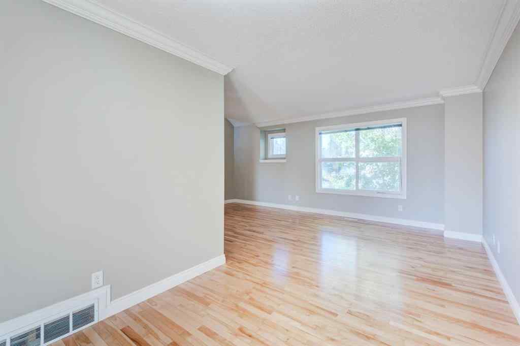 MLS® A2265127 - 66 Cedarwood Lane SW in Cedarbrae Calgary, Residential