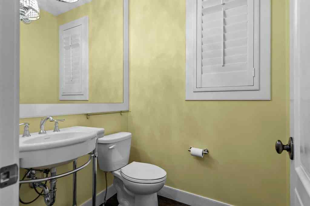 MLS® A2265130 - 10 Cooperstown Court SW in Coopers Crossing Airdrie, Residential