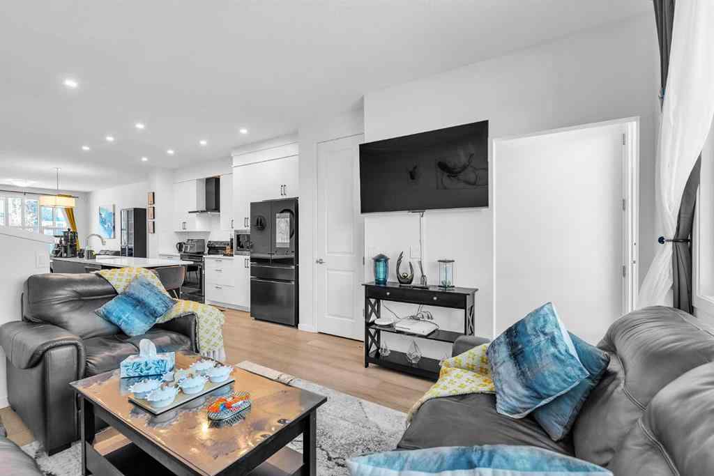 MLS® A2265136 - 52 Edith Gate NW in Glacier Ridge Calgary, Residential