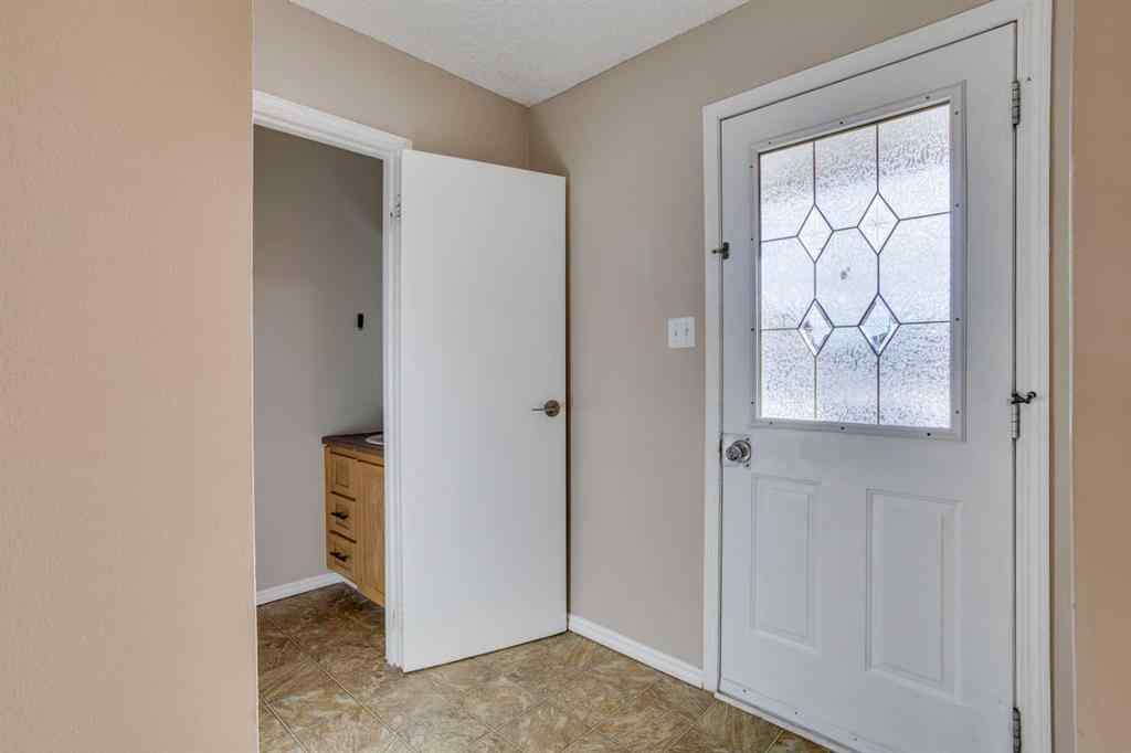 MLS&reg; # A2265137 - 153C DICKINS Drive  in Dickinsfield Fort McMurray, Residential Open Houses
