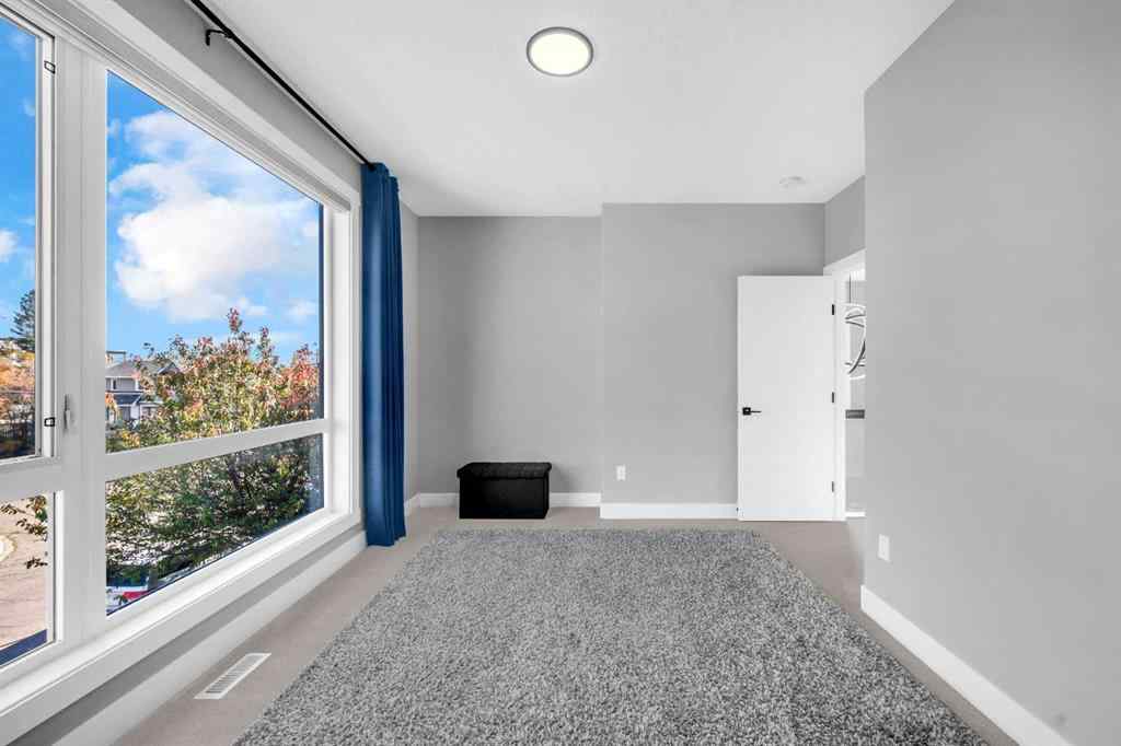 MLS® A2265140 - 1623 16a Street SE in Inglewood Calgary, Residential