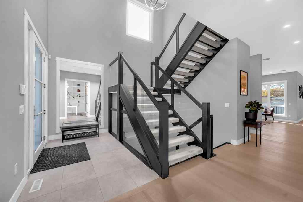 MLS® A2265140 - 1623 16a Street SE in Inglewood Calgary, Residential