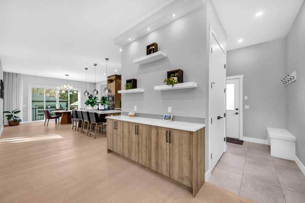 MLS® A2265140 - 1623 16a Street SE in Inglewood Calgary, Residential