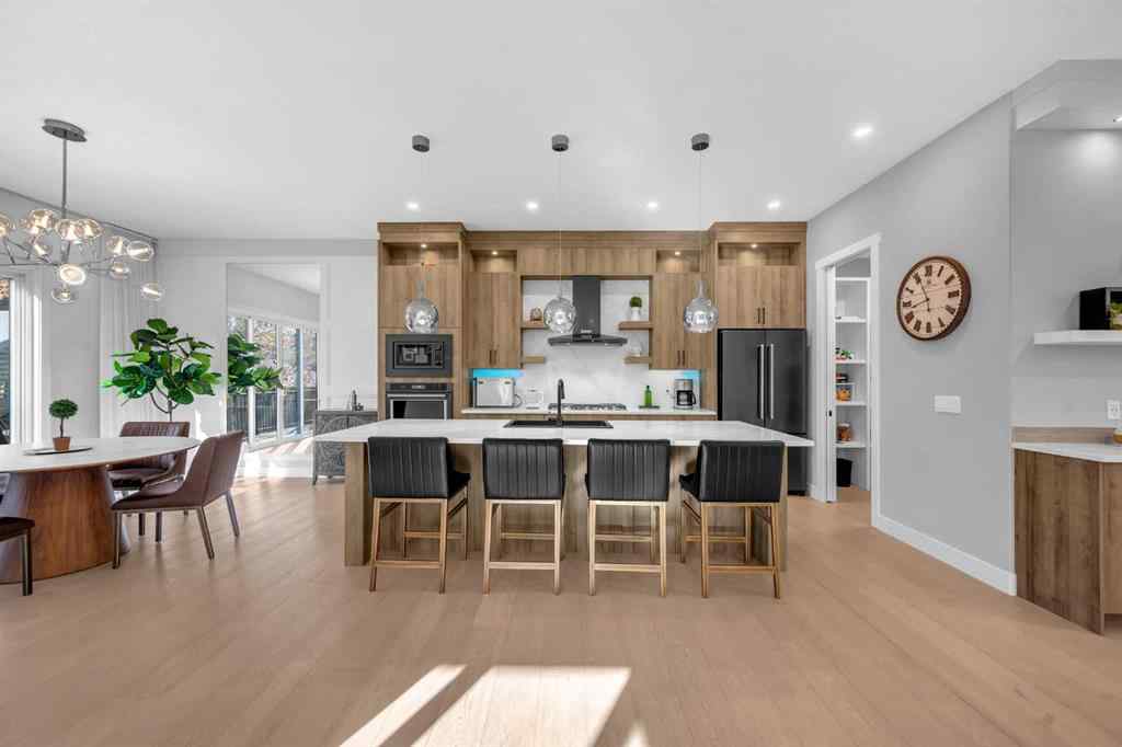 MLS® A2265140 - 1623 16a Street SE in Inglewood Calgary, Residential