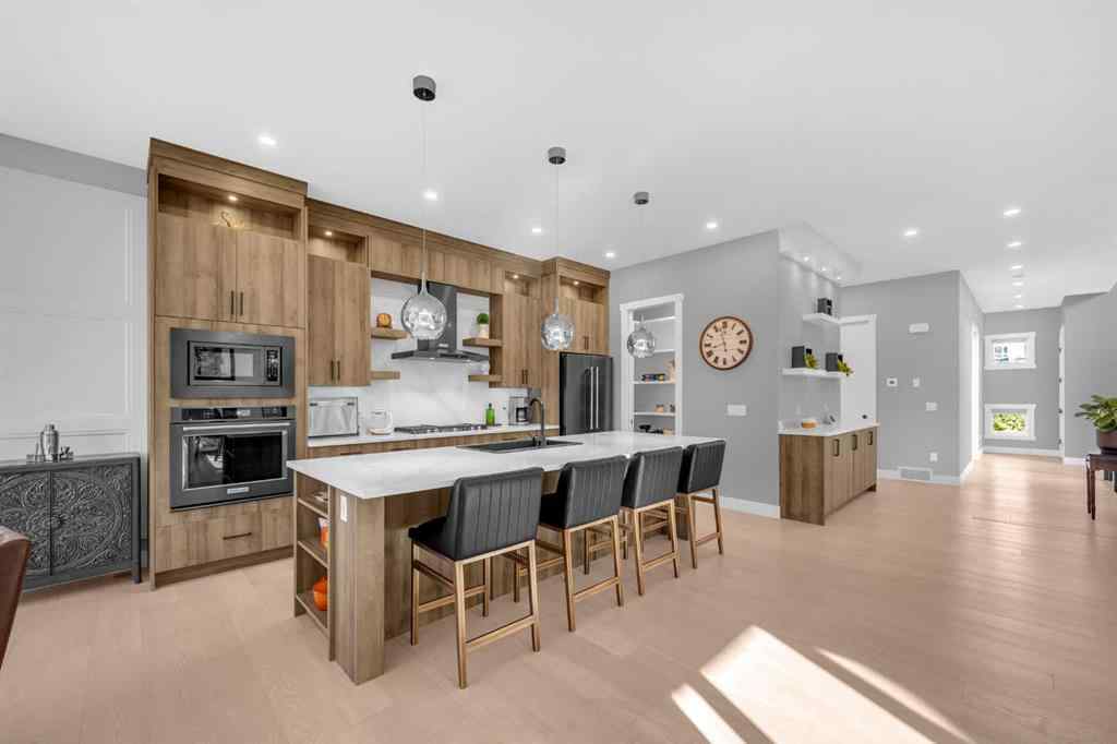 MLS® A2265140 - 1623 16a Street SE in Inglewood Calgary, Residential