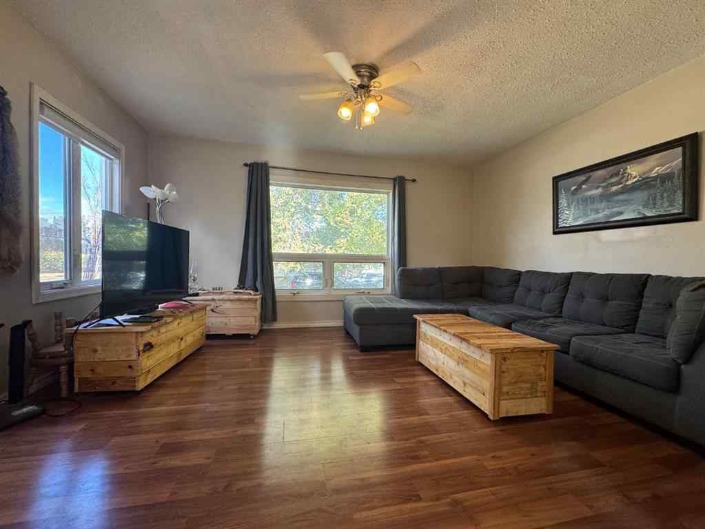 MLS® A2265141 - 5319 47 Avenue  in City Center South West Wetaskiwin, Residential