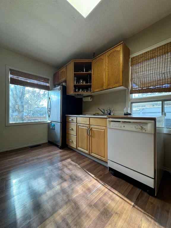 MLS® A2265141 - 5319 47 Avenue  in City Center South West Wetaskiwin, Residential