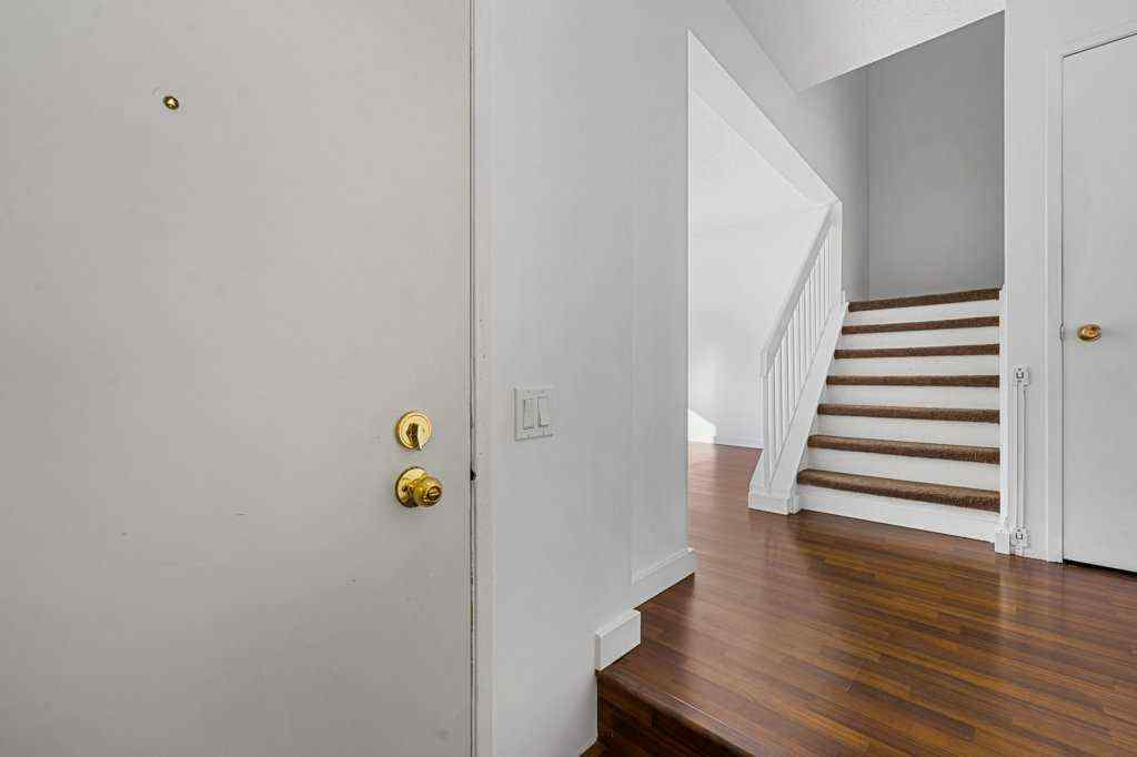 MLS® A2265142 - 130 Pineset Place NE in Pineridge Calgary, Residential