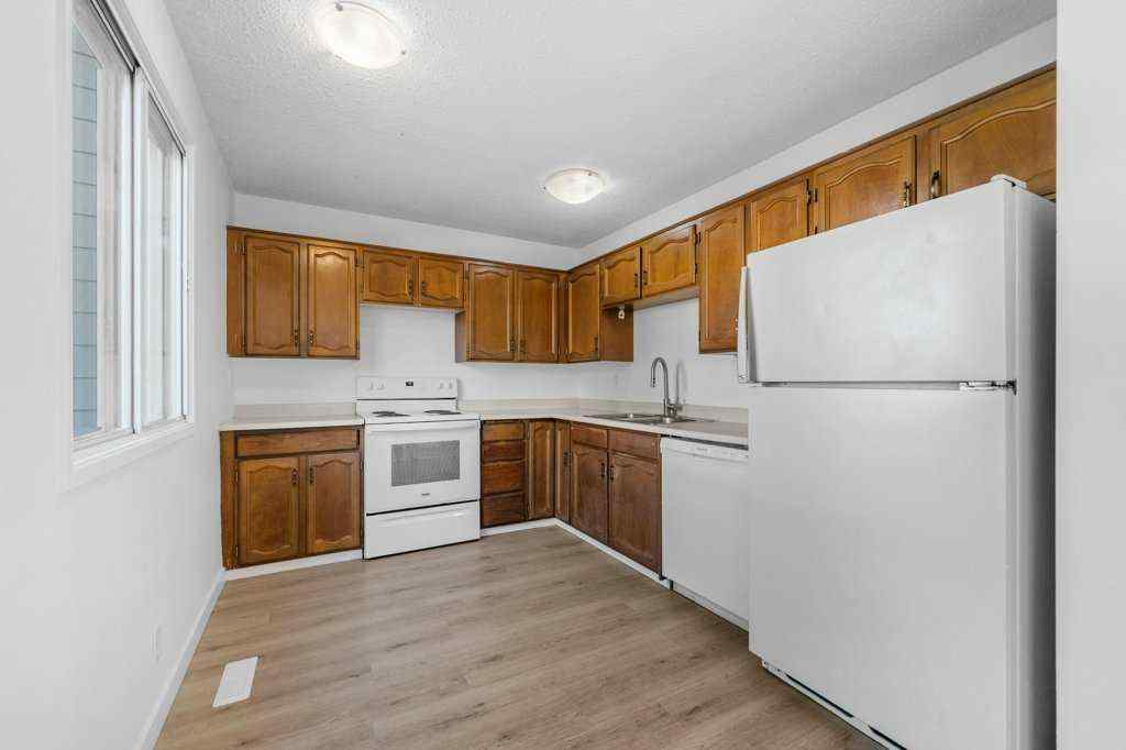 MLS® A2265142 - 130 Pineset Place NE in Pineridge Calgary, Residential