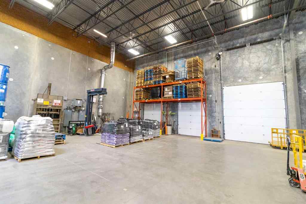 MLS® A2265150 - Unit #105 18 Highland Park Way NE in NONE Airdrie, Commercial