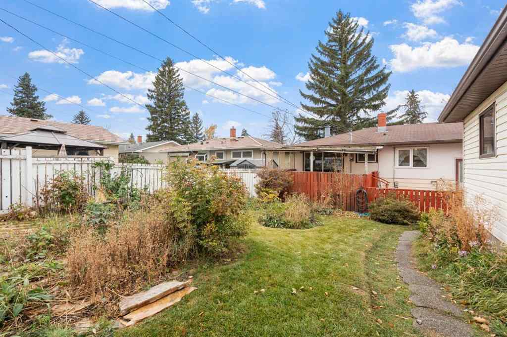 MLS® A2265151 - 100 Fairview Drive SE in Fairview Calgary, Residential
