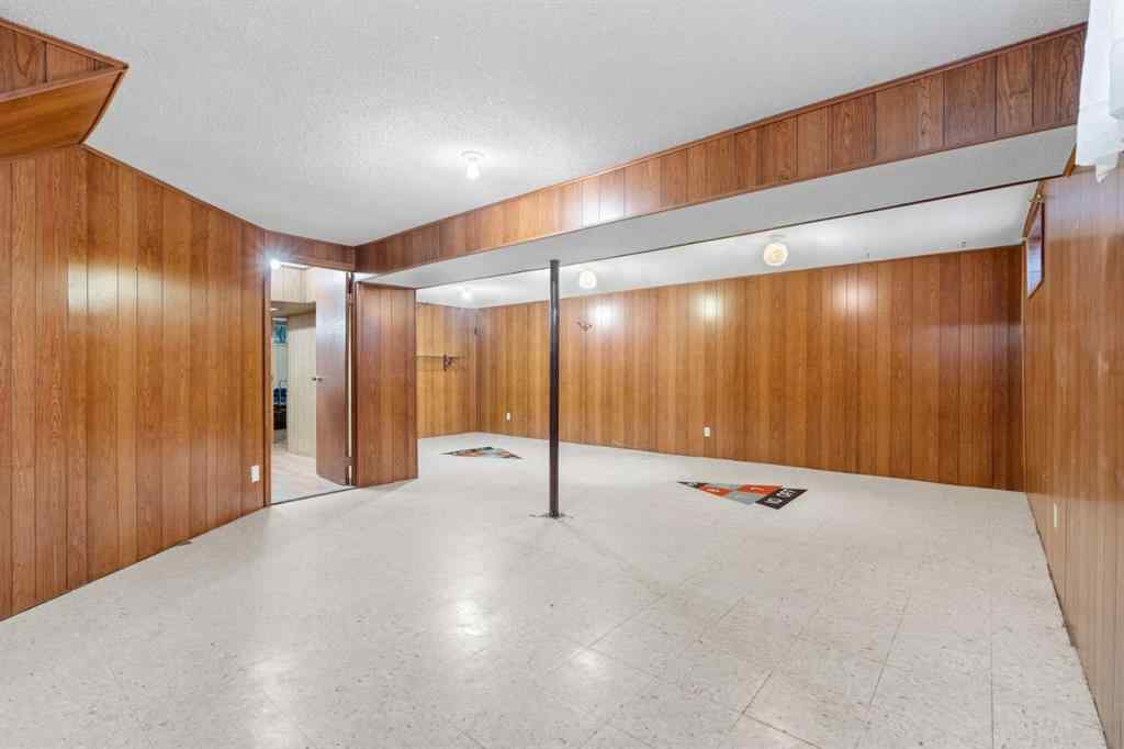 MLS® A2265151 - 100 Fairview Drive SE in Fairview Calgary, Residential