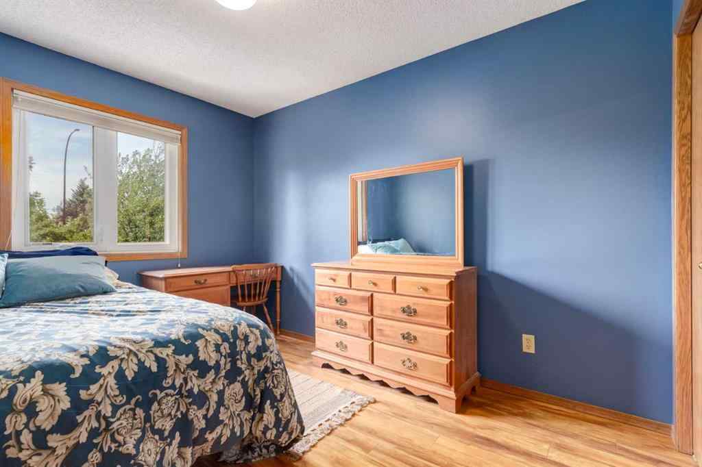 MLS® A2265153 - 39 Canterbury Court SW in Canyon Meadows Calgary, Residential