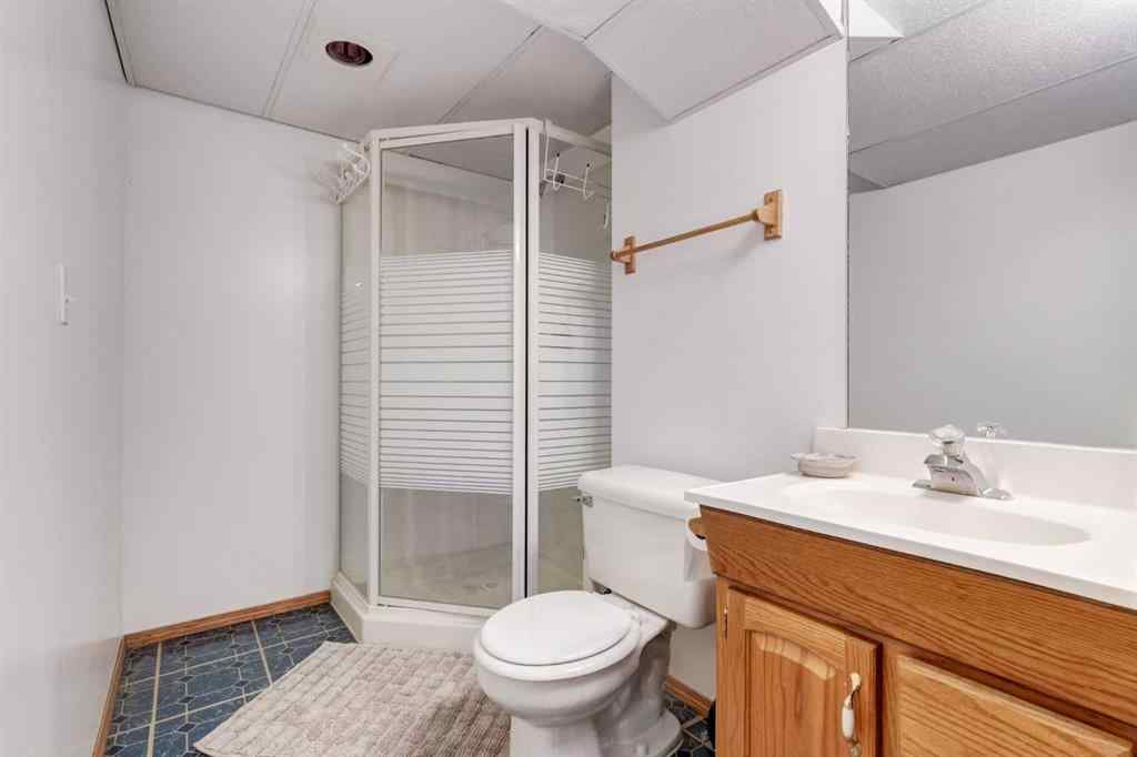 MLS® A2265153 - 39 Canterbury Court SW in Canyon Meadows Calgary, Residential