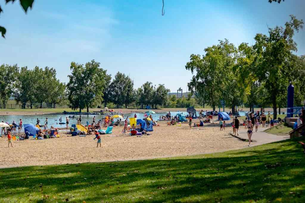 MLS® A2265153 - 39 Canterbury Court SW in Canyon Meadows Calgary, Residential