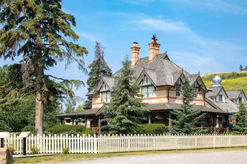 MLS® A2265153 - 39 Canterbury Court SW in Canyon Meadows Calgary, Residential