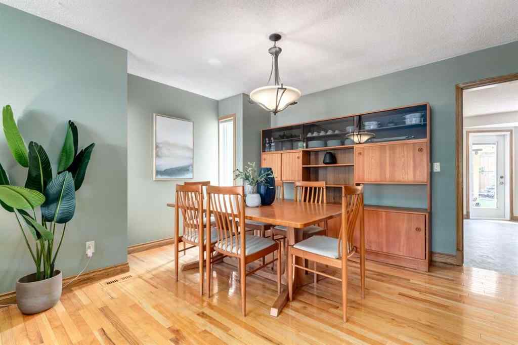 MLS® A2265153 - 39 Canterbury Court SW in Canyon Meadows Calgary, Residential