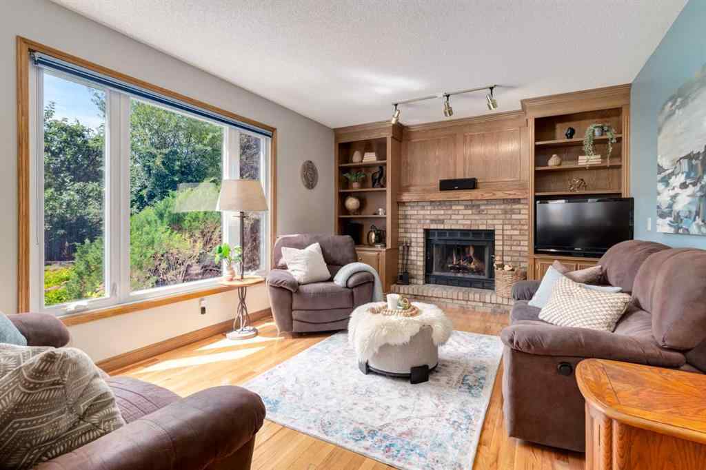 MLS® A2265153 - 39 Canterbury Court SW in Canyon Meadows Calgary, Residential