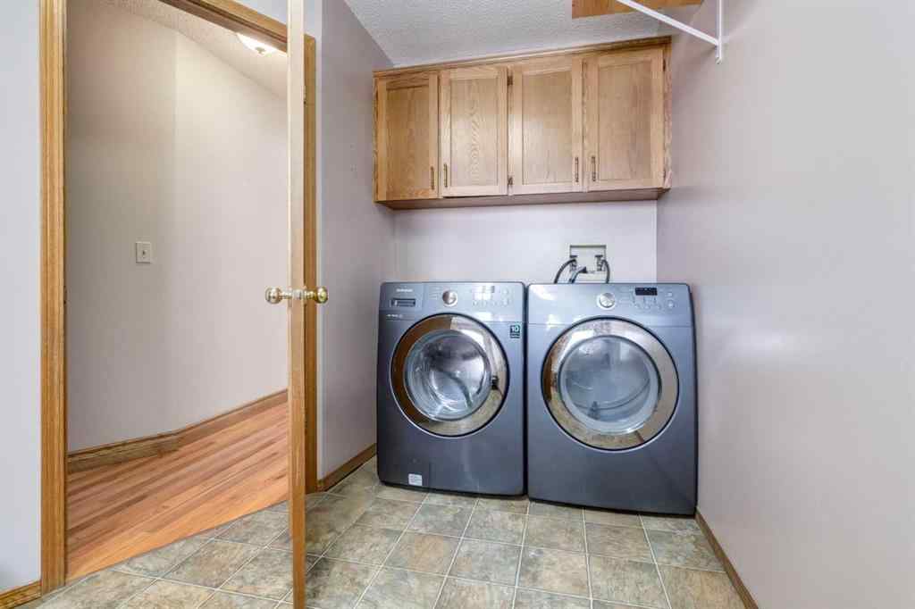 MLS® A2265153 - 39 Canterbury Court SW in Canyon Meadows Calgary, Residential