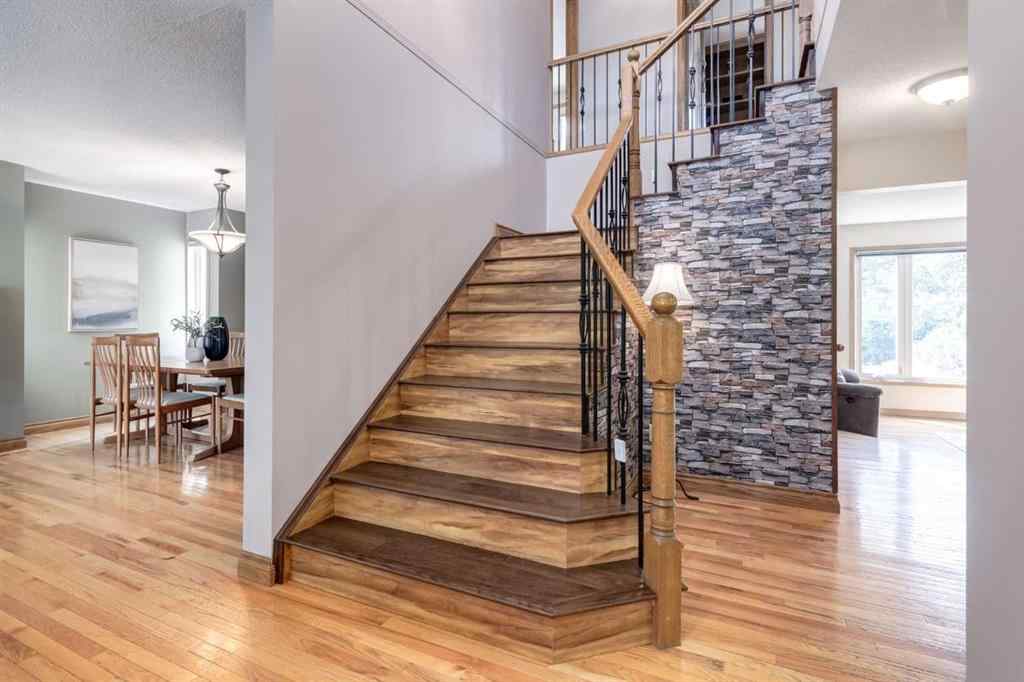 MLS® A2265153 - 39 Canterbury Court SW in Canyon Meadows Calgary, Residential