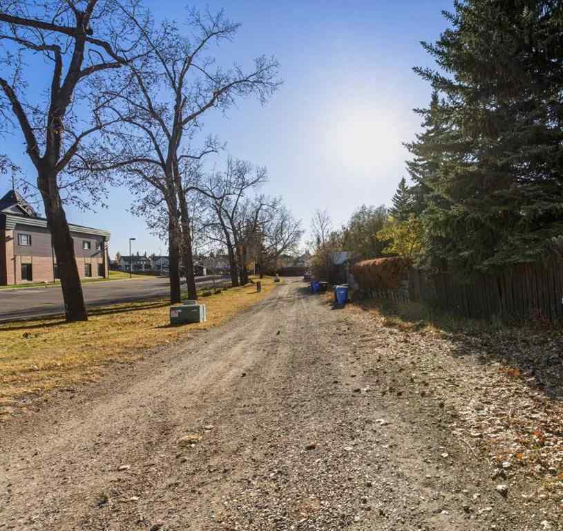 MLS® A2265157 - 8 Ranchlands Crescent NW in Ranchlands Calgary, Residential