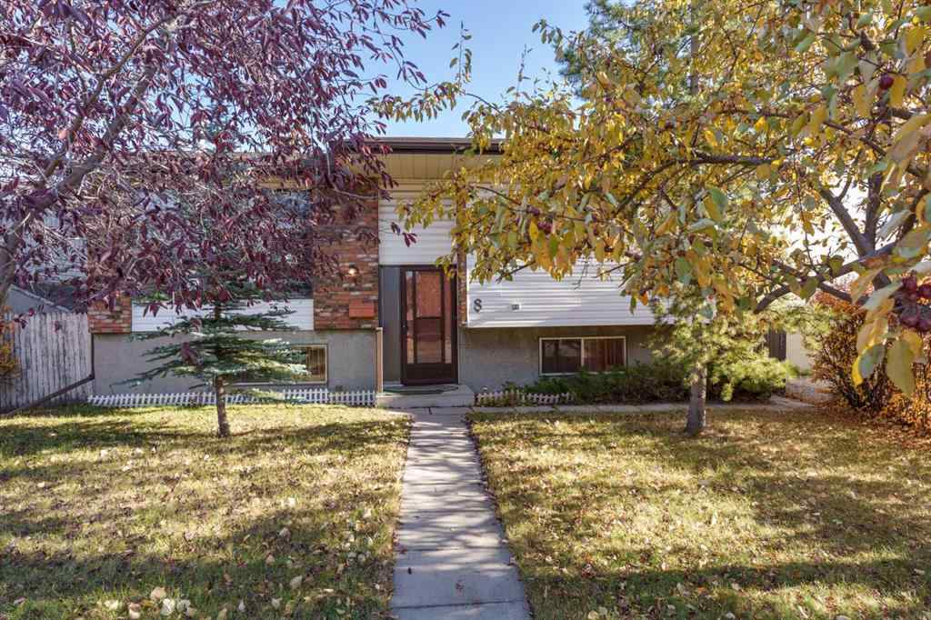 MLS® A2265157 - 8 Ranchlands Crescent NW in Ranchlands Calgary, Residential