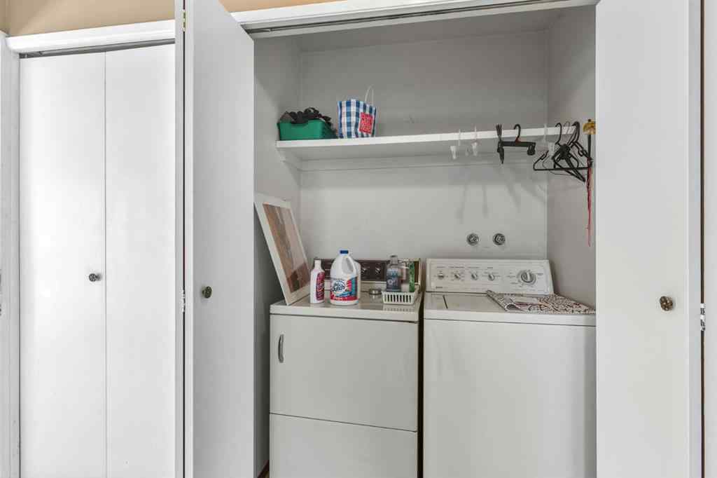 MLS® A2265157 - 8 Ranchlands Crescent NW in Ranchlands Calgary, Residential