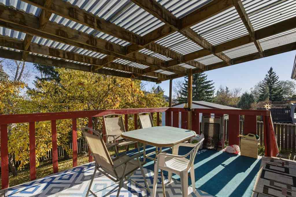 MLS® A2265157 - 8 Ranchlands Crescent NW in Ranchlands Calgary, Residential