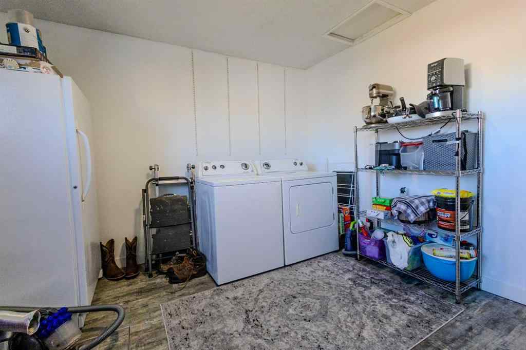 MLS® A2265158 - 712 3 Avenue NW in NONE Slave Lake, Residential