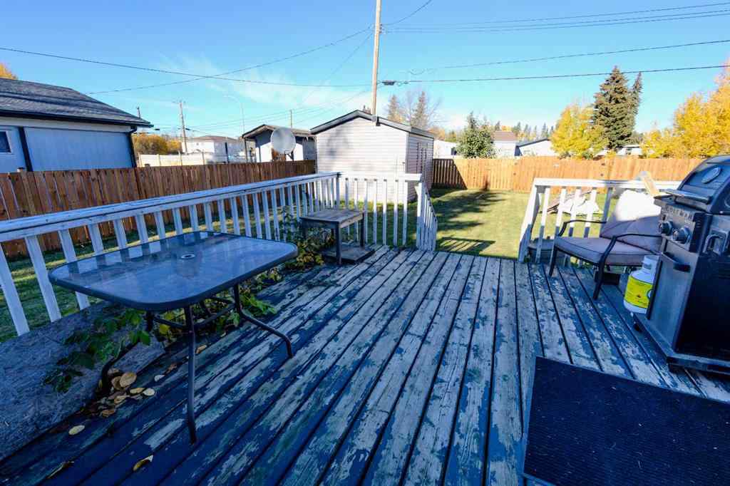 MLS® A2265158 - 712 3 Avenue NW in NONE Slave Lake, Residential