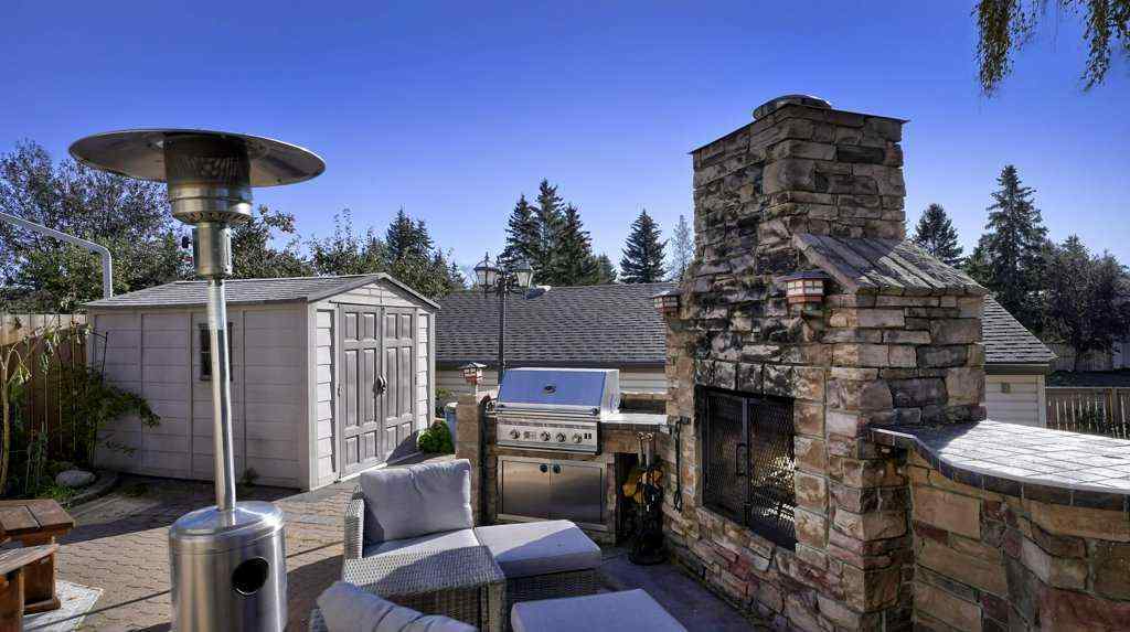 MLS® A2265160 - 5650 Brenner Crescent NW in Brentwood Calgary, Residential