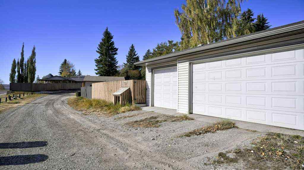 MLS® A2265160 - 5650 Brenner Crescent NW in Brentwood Calgary, Residential