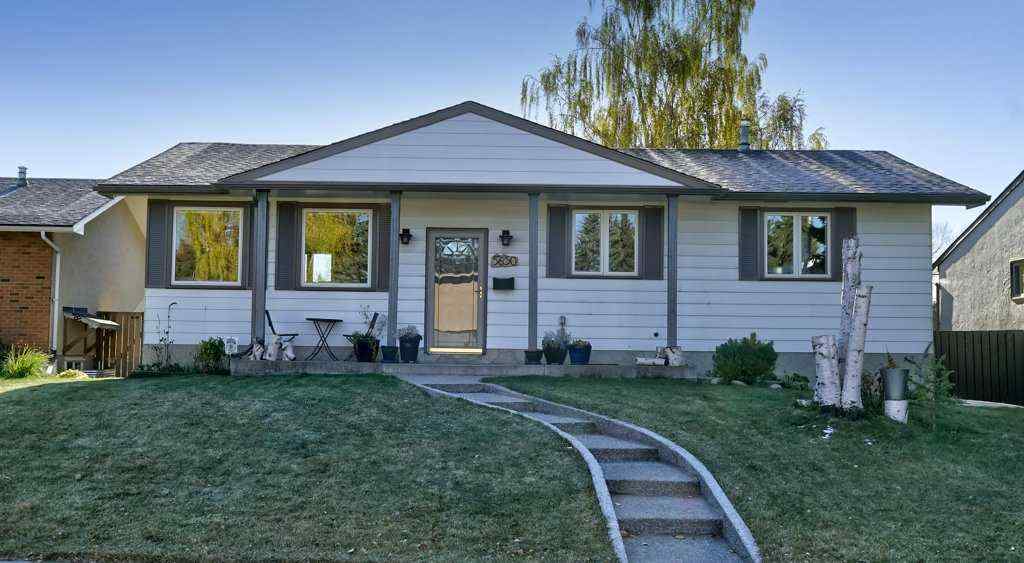 MLS® A2265160 - 5650 Brenner Crescent NW in Brentwood Calgary, Residential