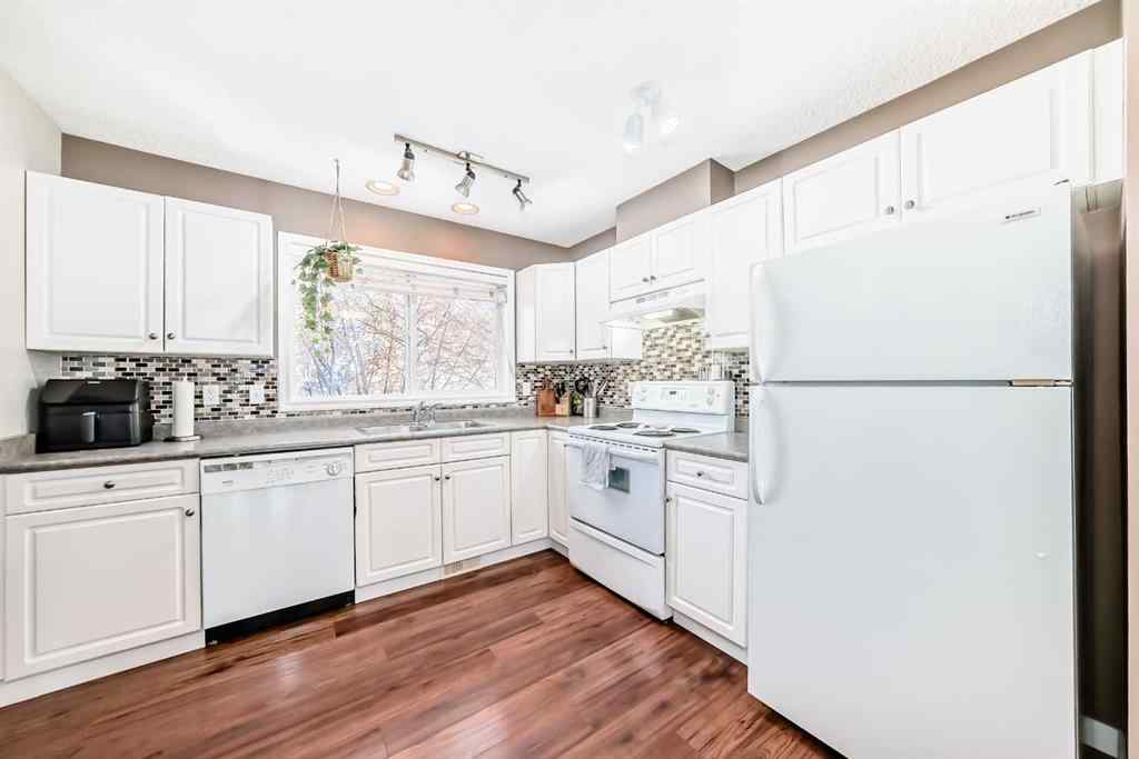 MLS® A2265161 - 268 Prestwick Acres Lane SE in McKenzie Towne Calgary, Residential