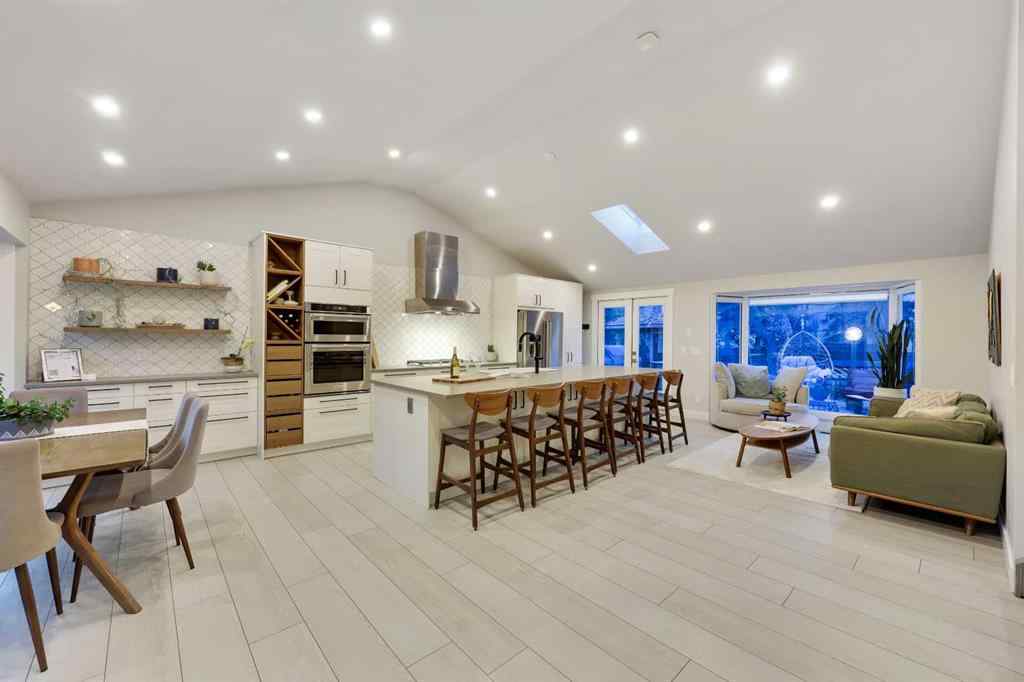 MLS® A2265164 - 3224 Conrad Drive NW in Charleswood Calgary, Residential